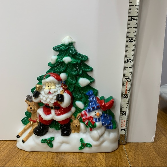 💕2/$20💕 Vintage Plastic J.S.N.Y Santa Scene Snowman Reindeer 6” Wall Hanging - Picture 3 of 14